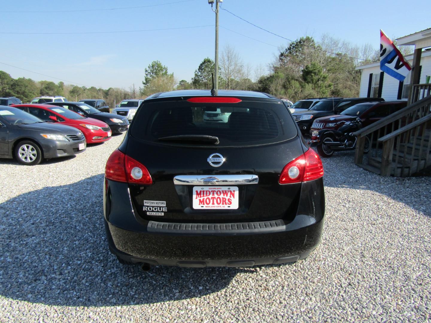 2014 Black /Gray Nissan Rogue S 2WD (JN8AS5MT5EW) with an 2.5L L4 DOHC 16V engine, Automatic transmission, located at 15016 S Hwy 231, Midland City, AL, 36350, (334) 983-3001, 31.306210, -85.495277 - Photo#6